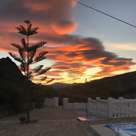 Casa La Roca Villa